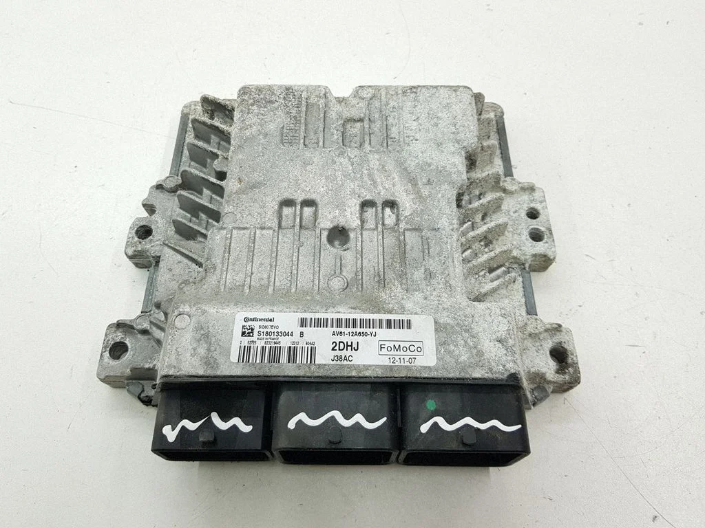 Engine control unit/module AV6112A650YJ