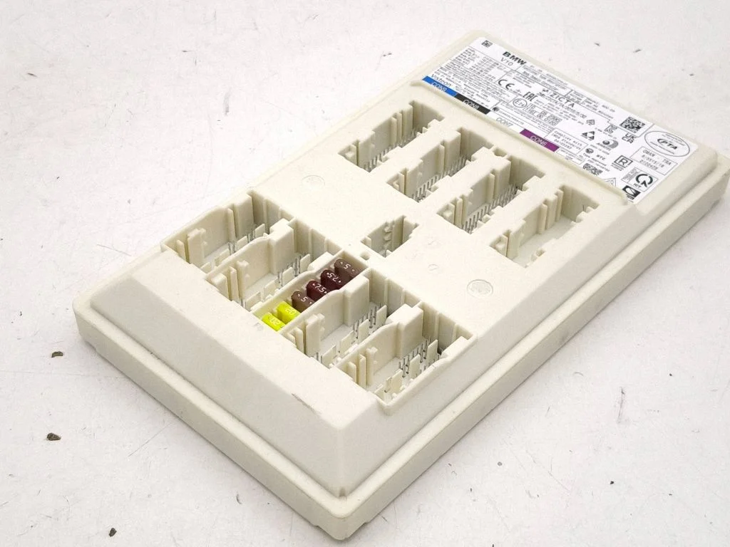 Moduł nadwozia (BCM) 5B5BCF6