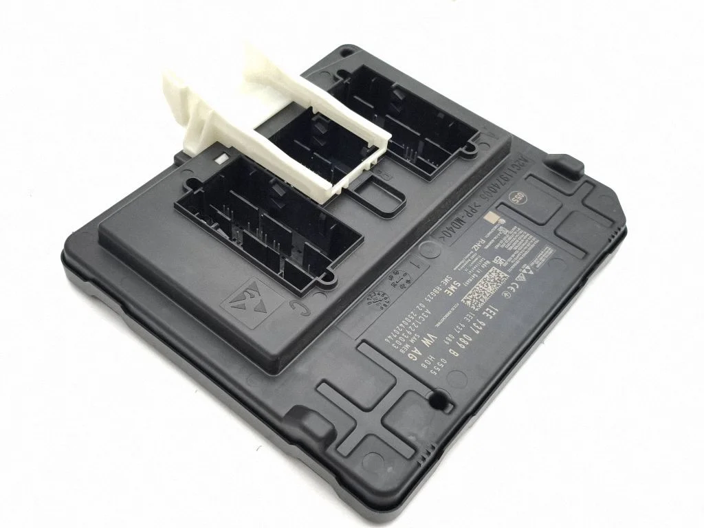 Central body control module 1EE937089B