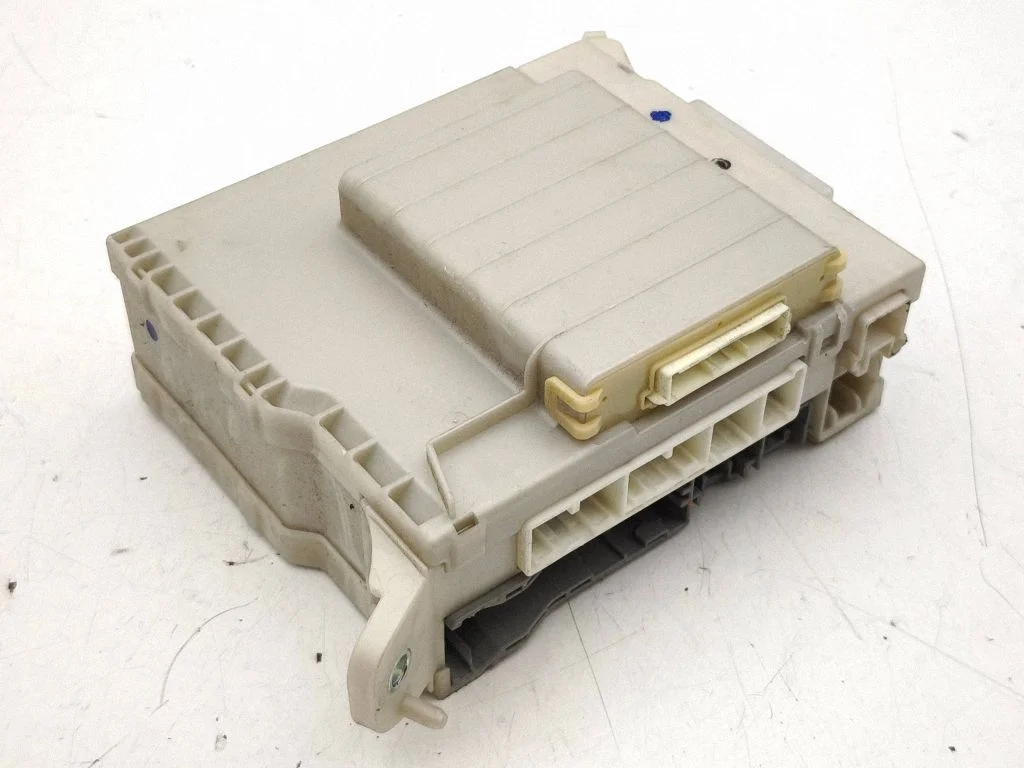 Other control units/modules 8273053B60