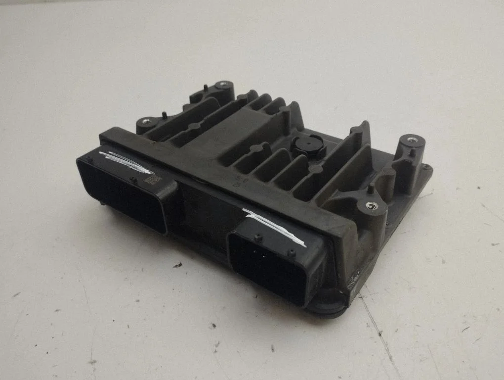 Sterownik silnika 896614A850