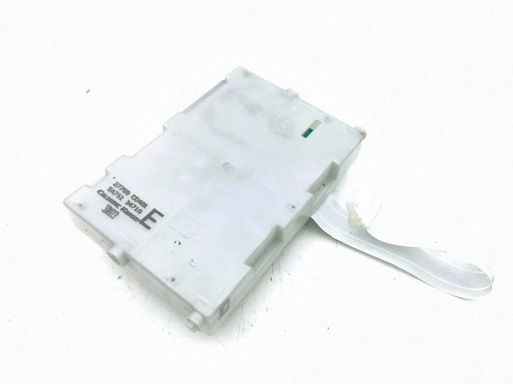 Citi vadības bloki/moduļi 27760CD401