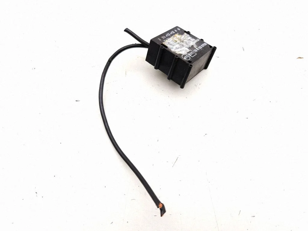 Pozostałe sterowniki i moduły 10R020758