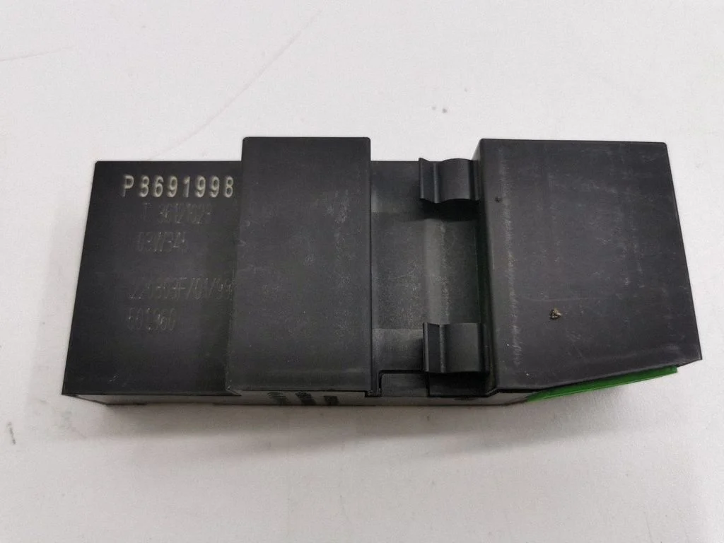 Other control units/modules P8691998