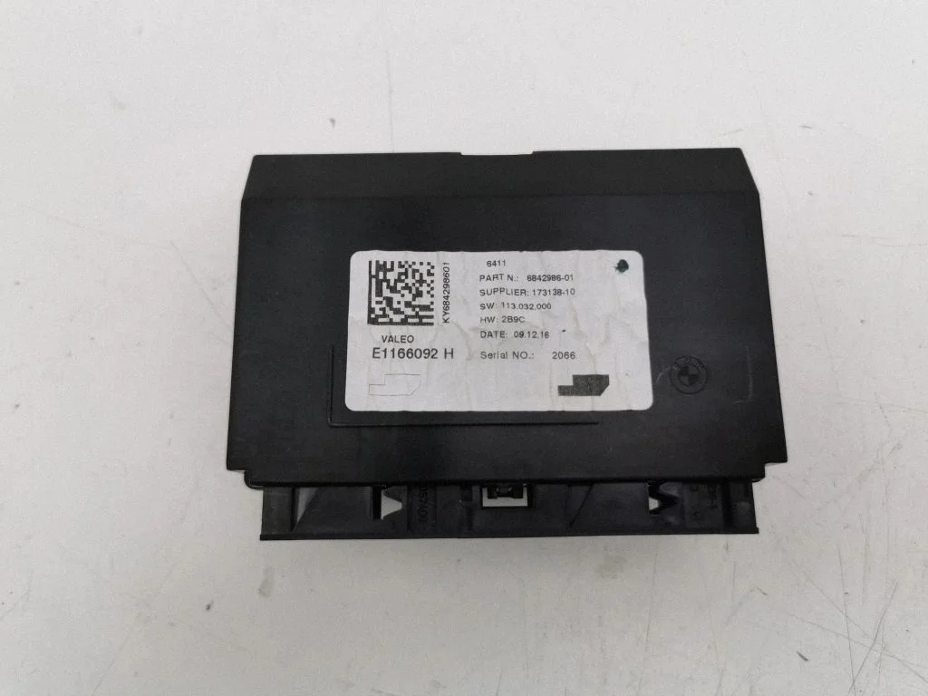 Citi vadības bloki/moduļi 6842986