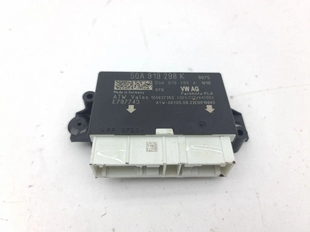 Parkimisandurite (PDC) juhtplokk 5QA919298K
