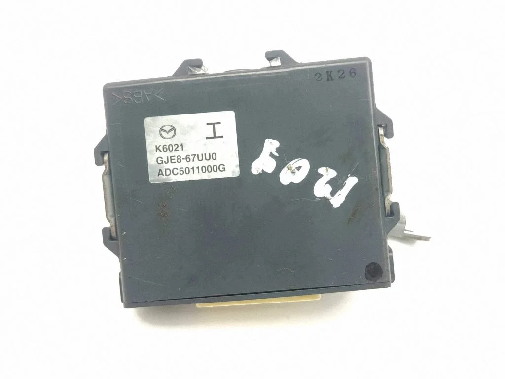 Parkimisandurite (PDC) juhtplokk – Mazda 6 (2008-2013)