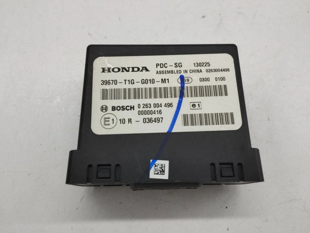 Parkimisandurite (PDC) juhtplokk – Honda CR-V (2013-2016)