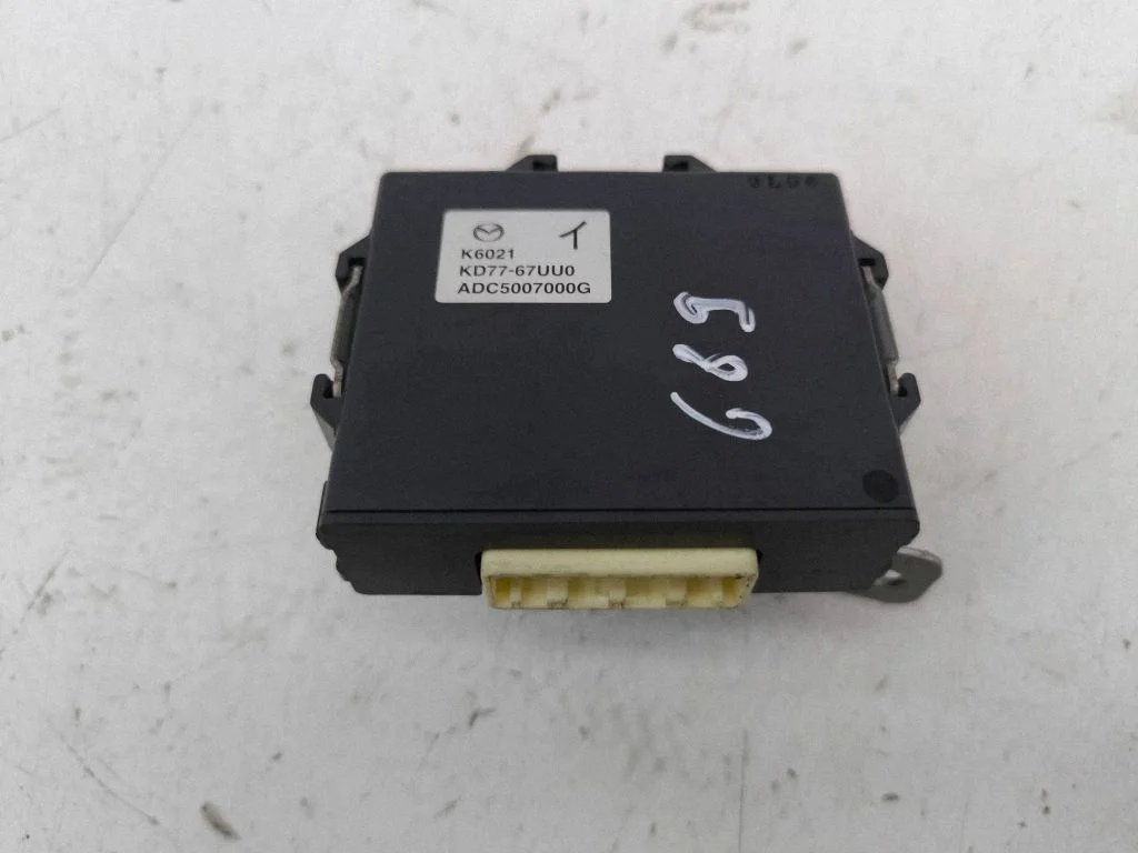 Parkimisandurite (PDC) juhtplokk – Mazda CX-5 (2012-2017)
