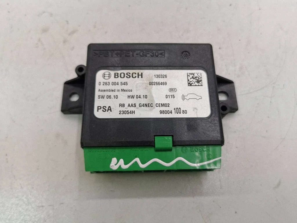 Parkimisandurite (PDC) juhtplokk – Peugeot 508 RXH (2011-2018)