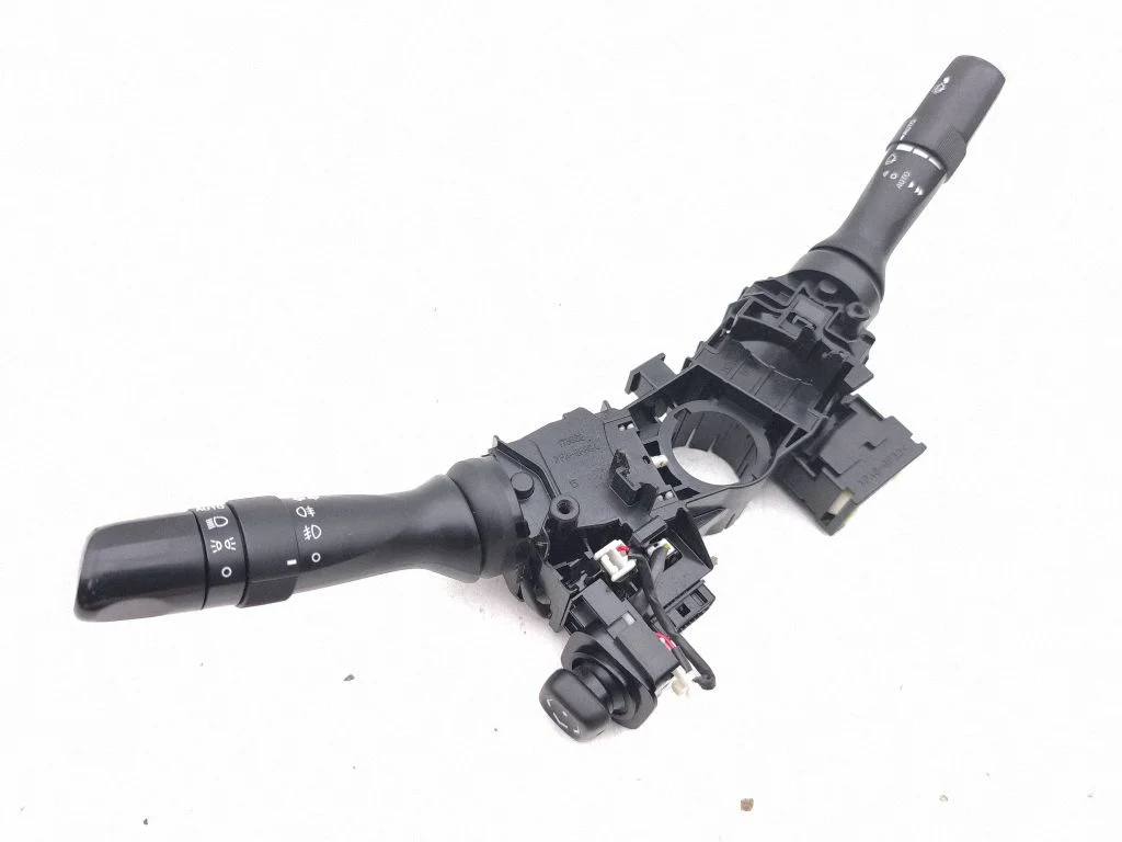 Wiper turn signal indicator stalk/switch – Lexus IS 220D-250-350 (2006-2013)