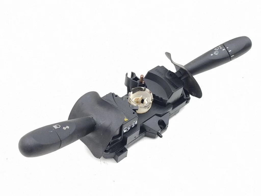 Wiper turn signal indicator stalk/switch 156018004