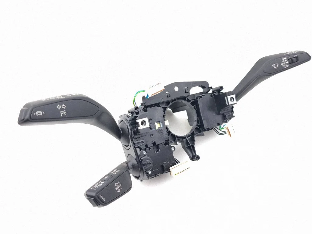 Sviru komplekts 82A953521NB