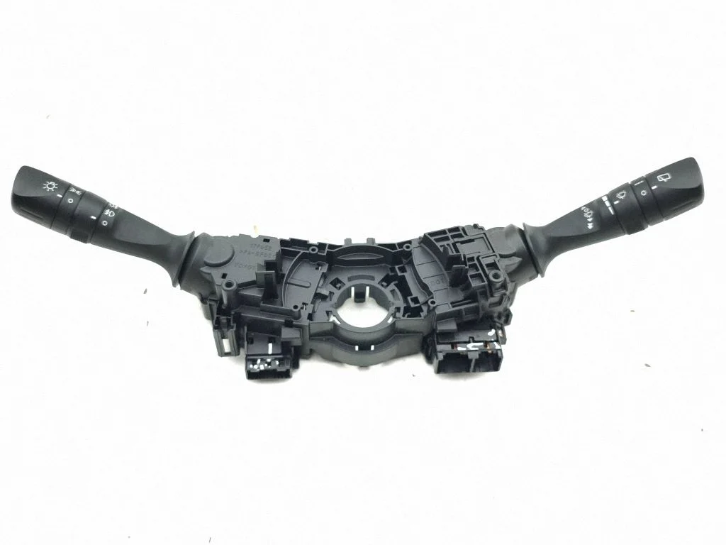 Wiper turn signal indicator stalk/switch 0273017F850