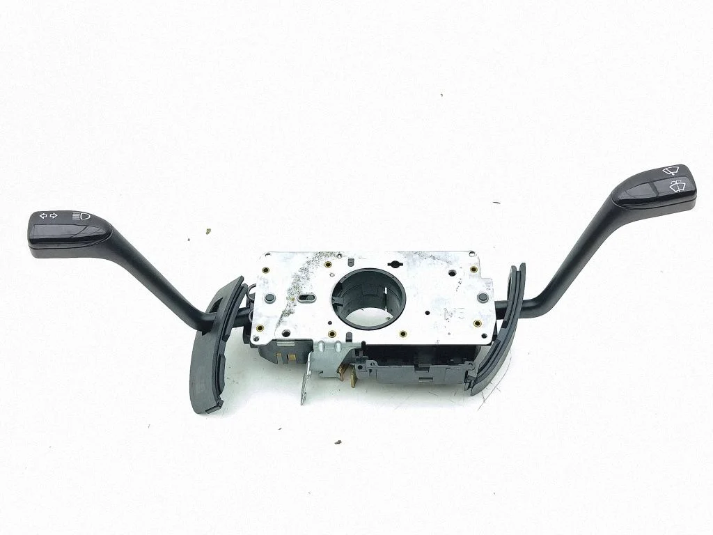 Wiper turn signal indicator stalk/switch 99661321300