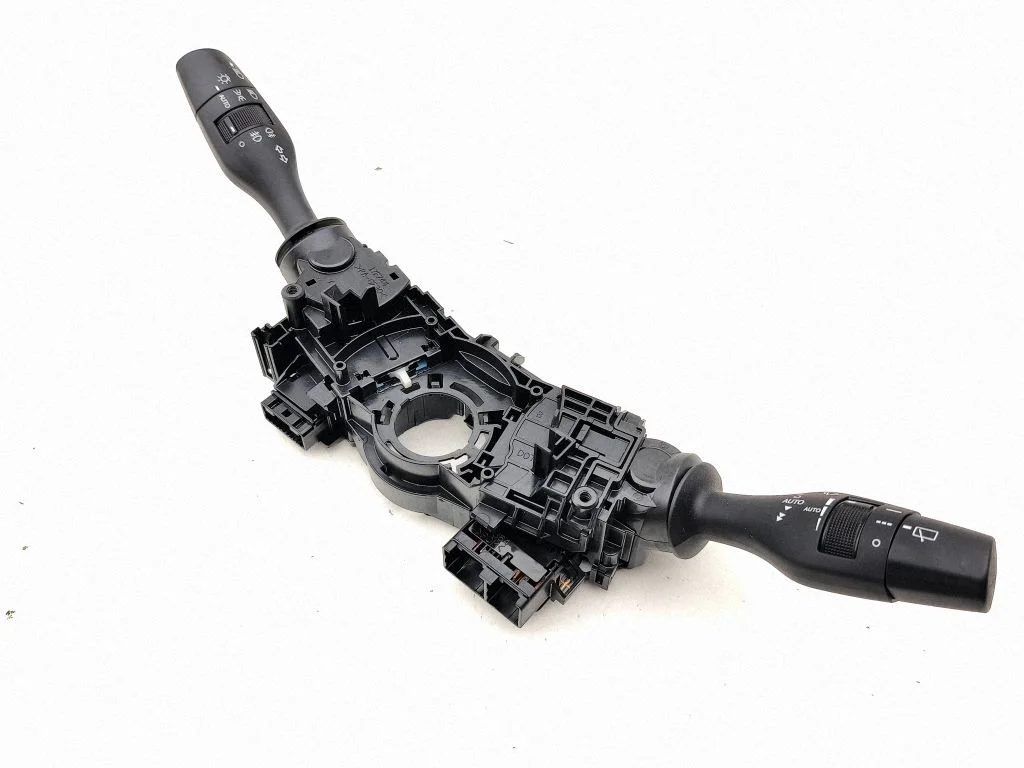 Wiper turn signal indicator stalk/switch – Lexus RX 450H (2016-)