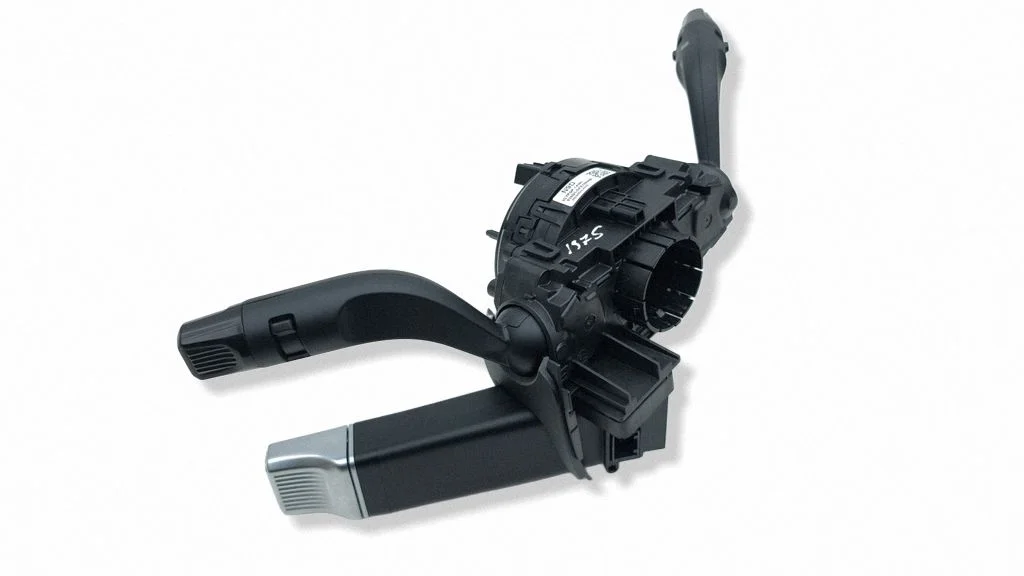 Wiper turn signal indicator stalk/switch 3CYPQP1AM0