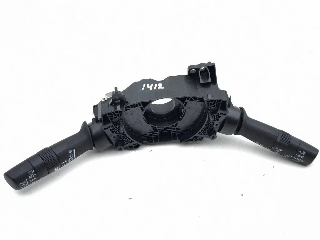 Wiper turn signal indicator stalk/switch M55860