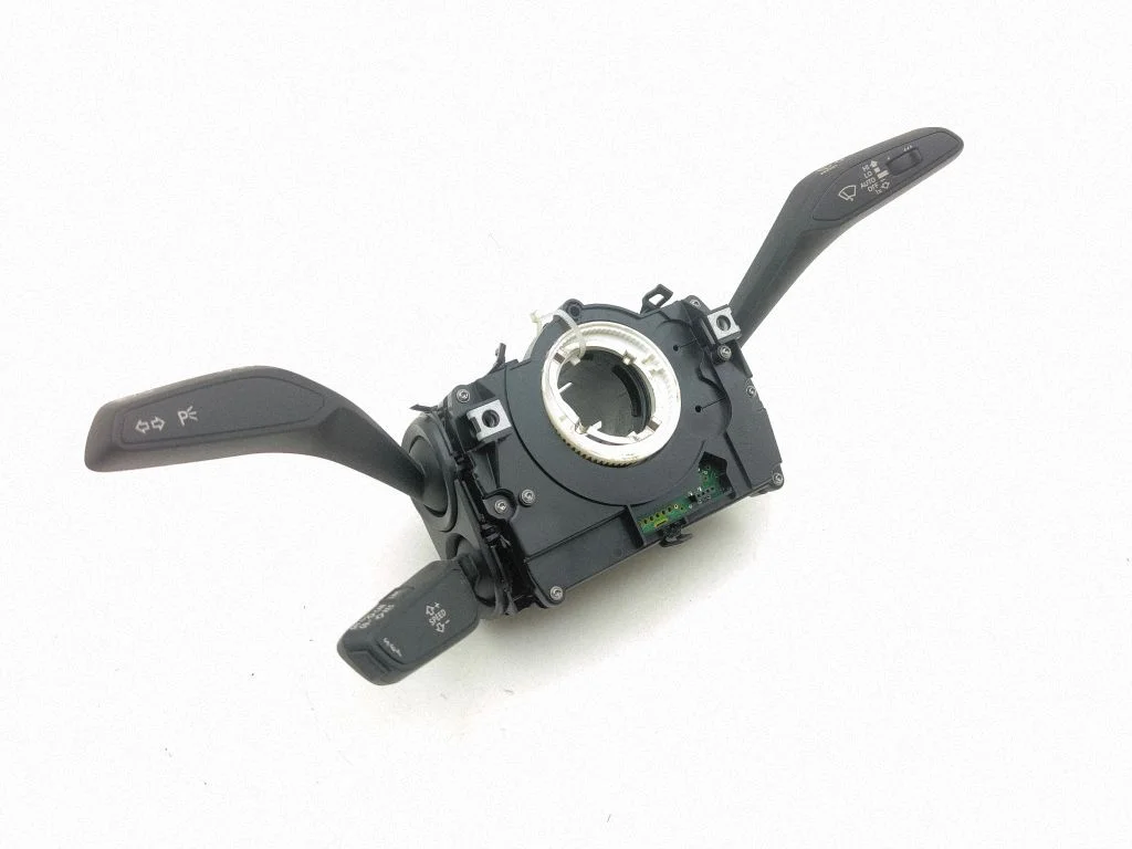 Wiper turn signal indicator stalk/switch 4N0907129S