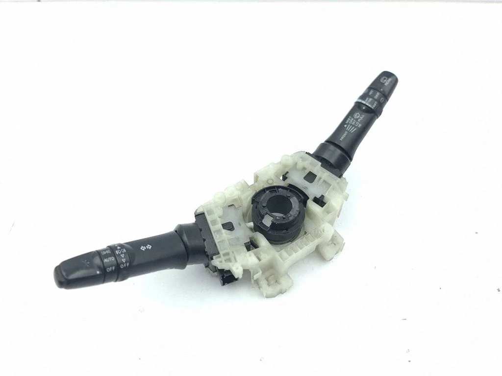 Sviru komplekts 8600A228