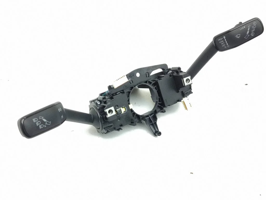 Wiper turn signal indicator stalk/switch 5Q1953507M