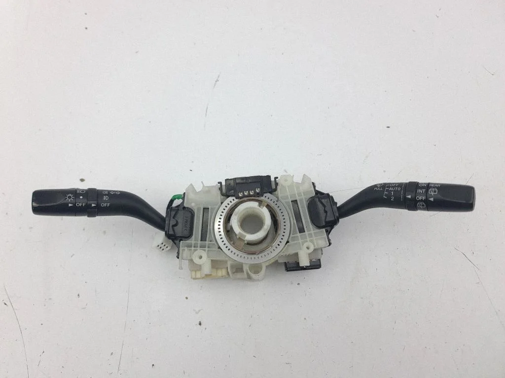 Wiper turn signal indicator stalk/switch 2981F08