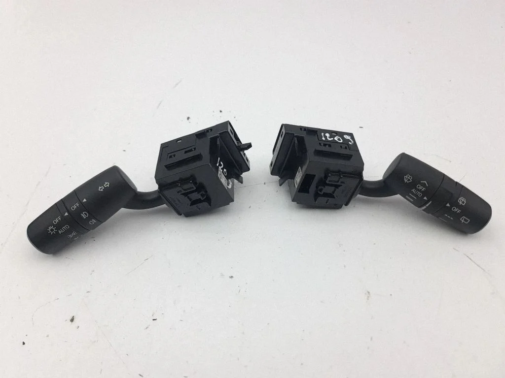 Sviru komplekts KD4717F899