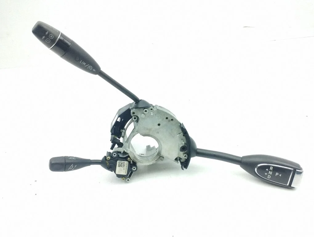 Wiper turn signal indicator stalk/switch A2215403845