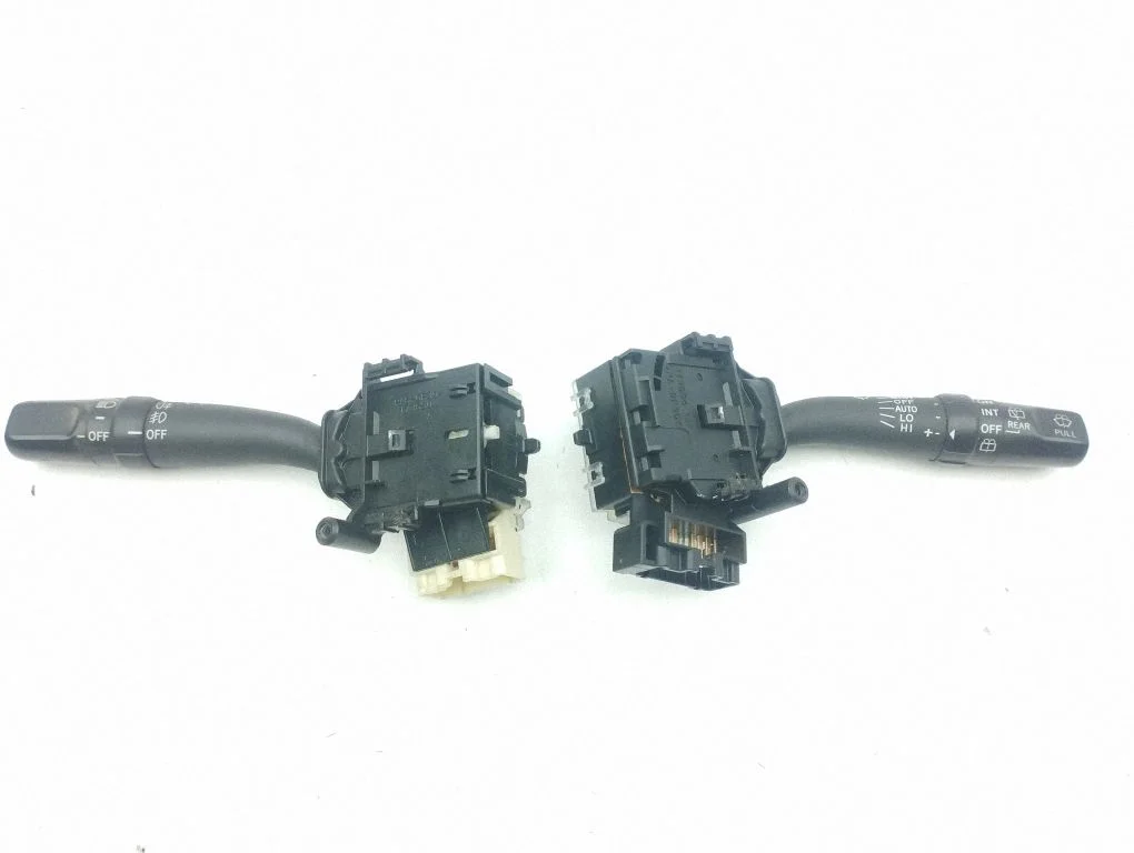 Hoobade komplekt – Toyota Corolla Verso AR10 (2004-2009)