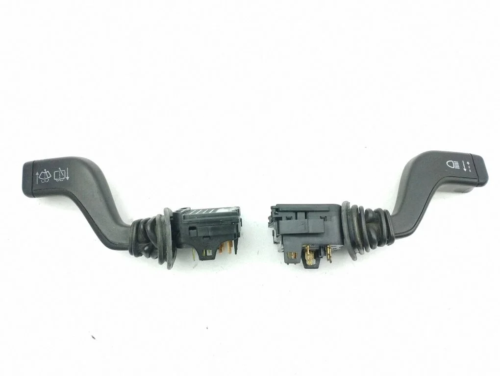 Wiper turn signal indicator stalk/switch 90560990