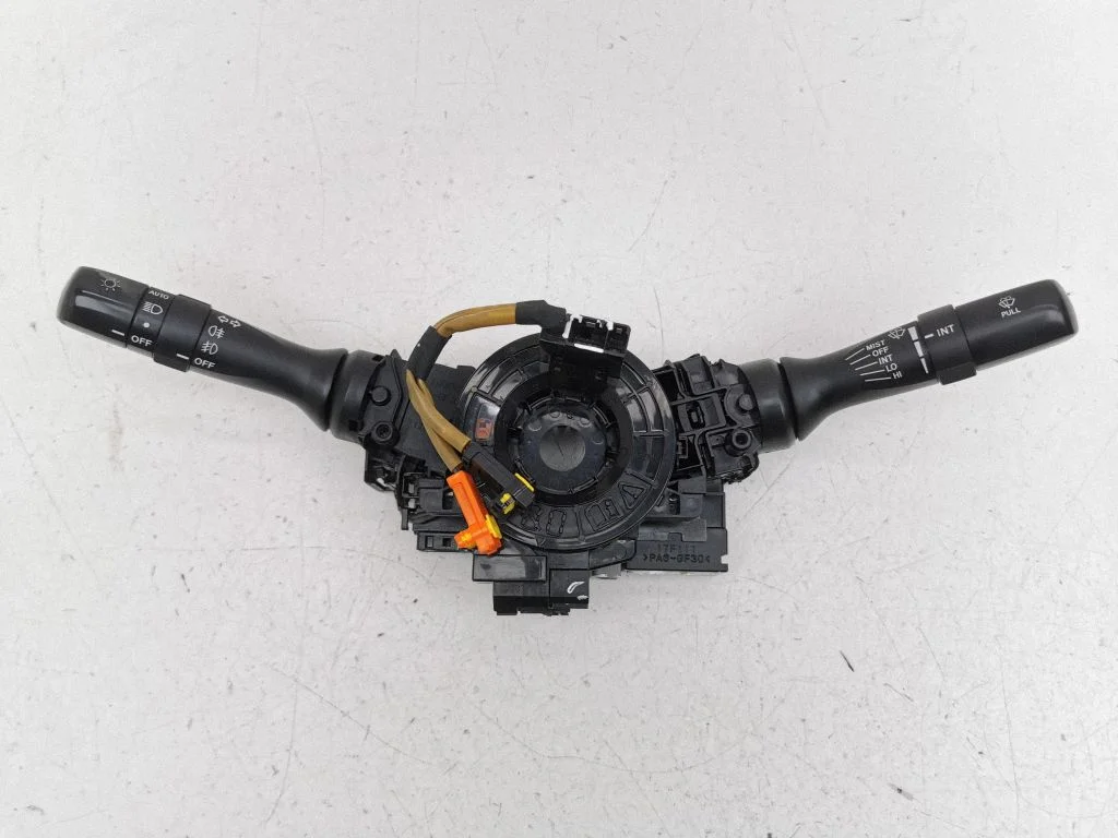 Wiper turn signal indicator stalk/switch 4203075B494
