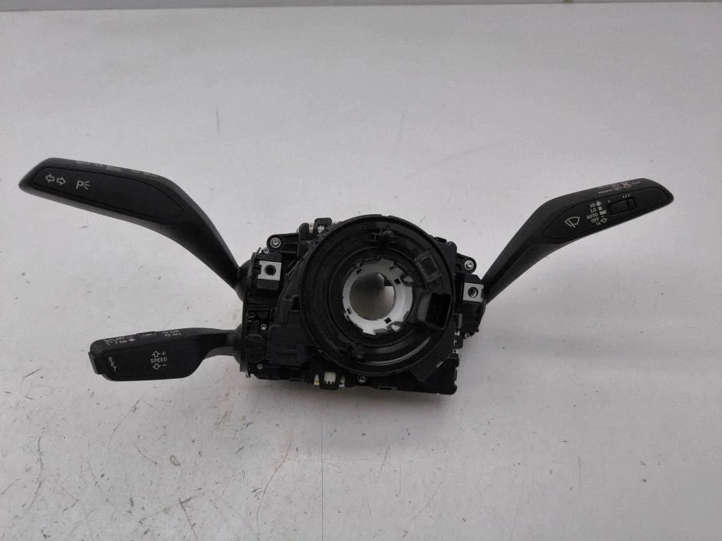 Wiper turn signal indicator stalk/switch 82A953521LM