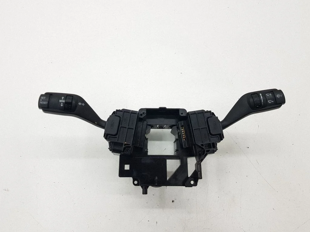 Wiper turn signal indicator stalk/switch 3M5T6475AE