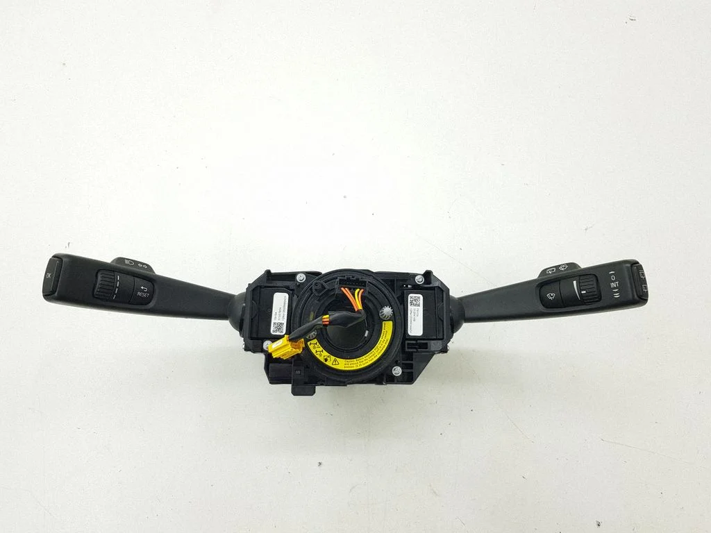 Wiper turn signal indicator stalk/switch – Volvo XC60 (2009-2013)
