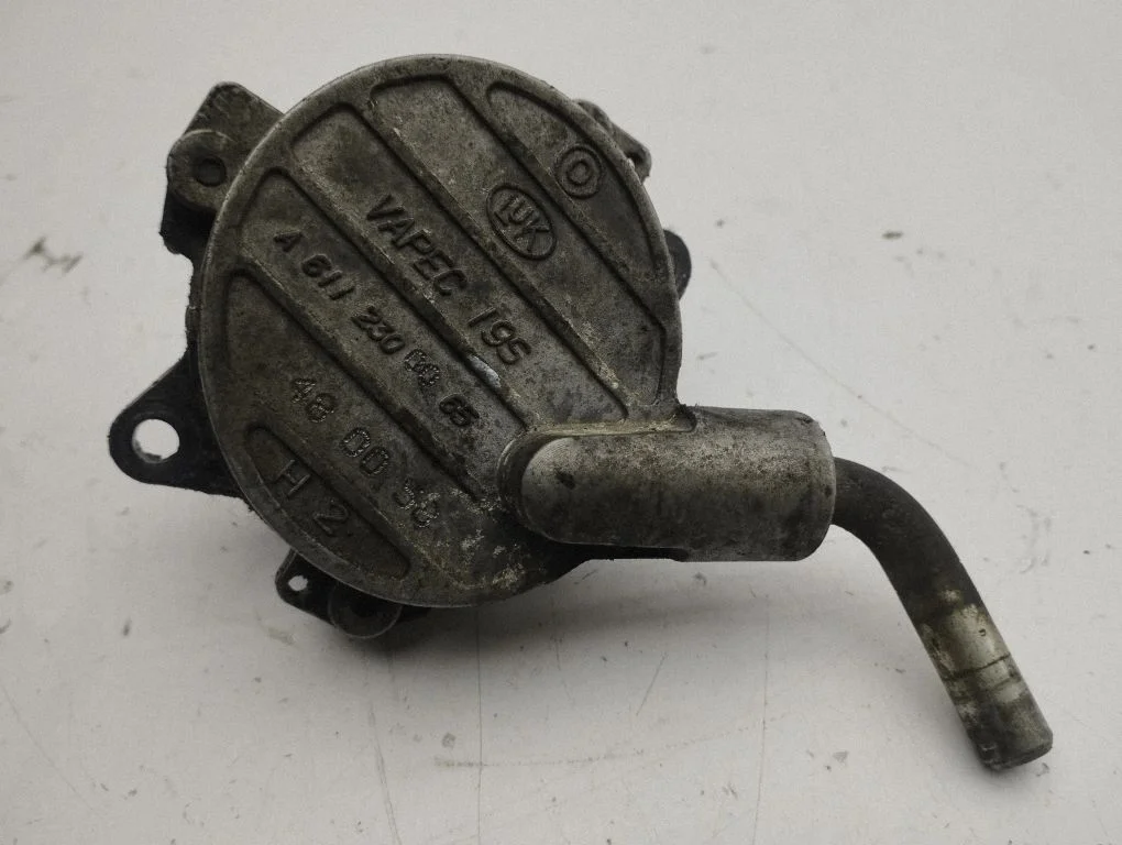 Vacuum pump A6112300065