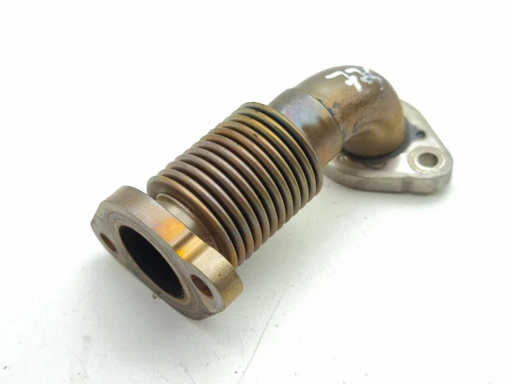 EGR-klapi toru (-d)/ voolik (-ud) – Infiniti Q50 (2014-)