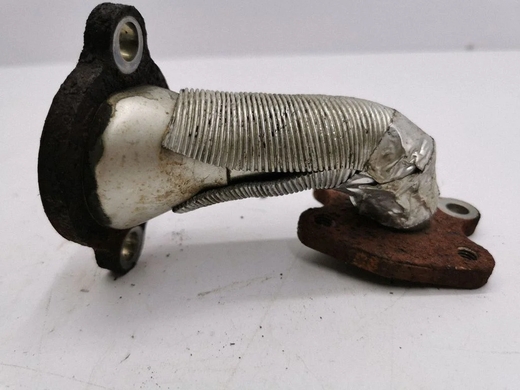 EGR valve line/pipe/hose