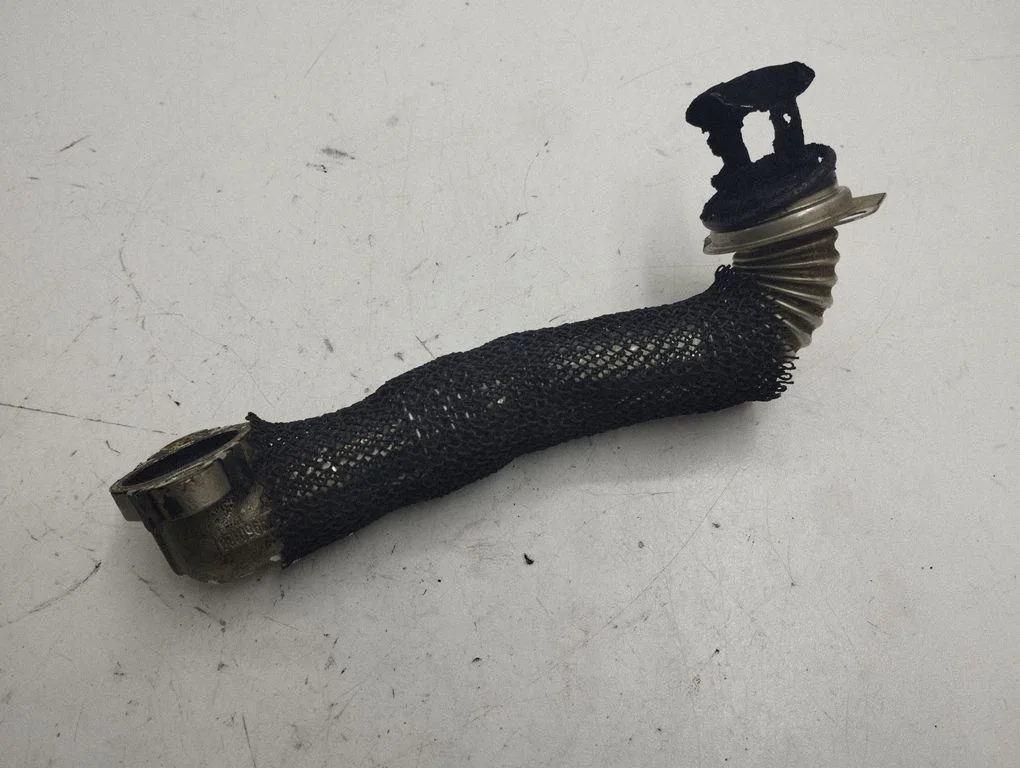 EGR valve line/pipe/hose