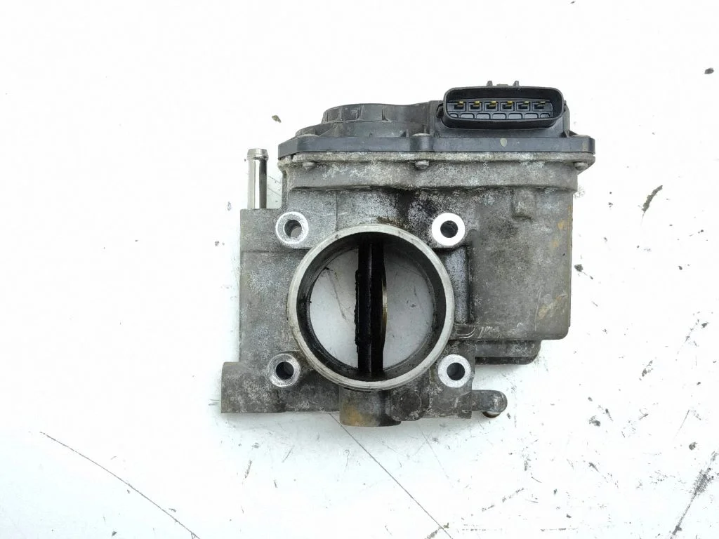 Throttle valve R2A136B0