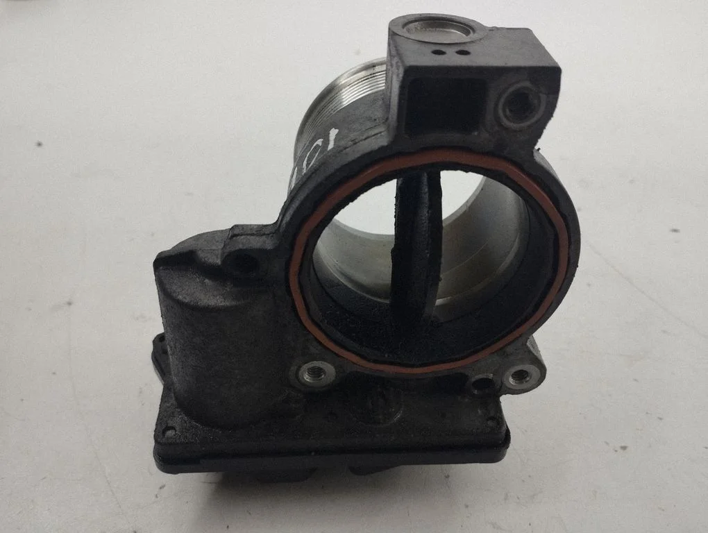 Throttle valve 059145950