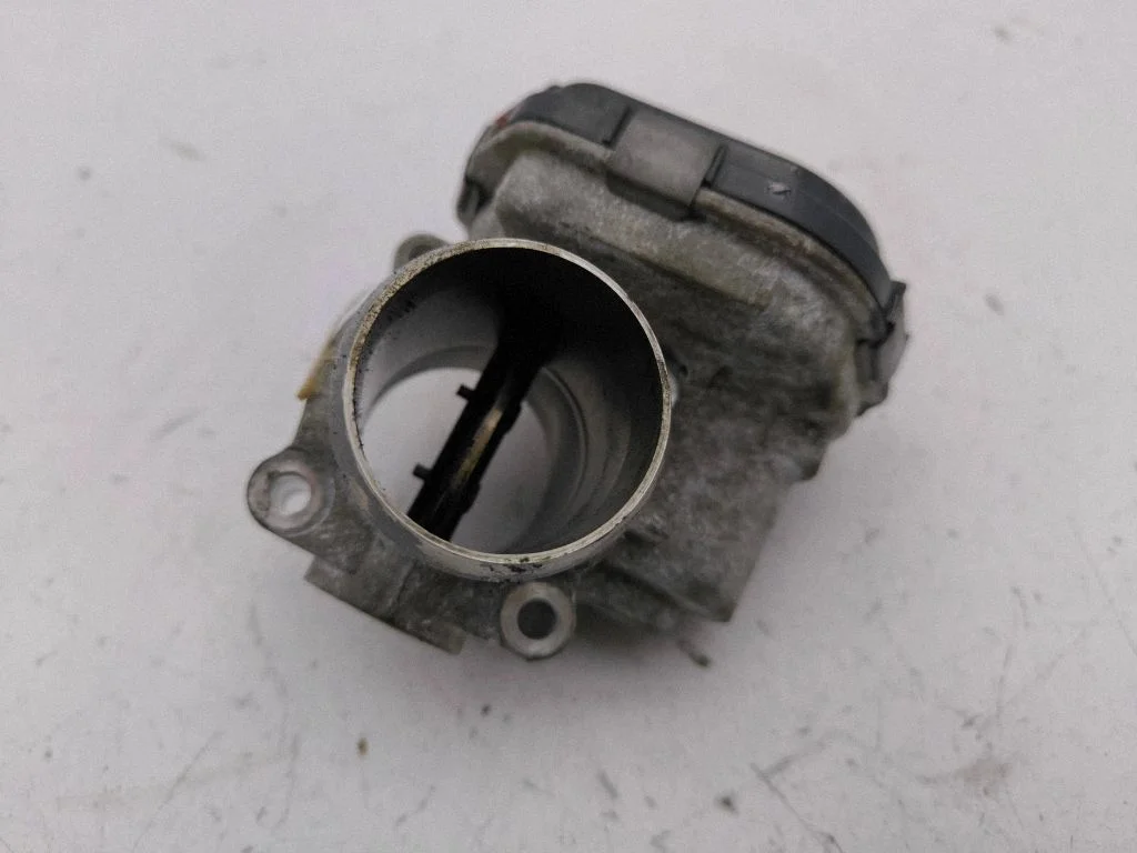 Throttle valve 9673534480