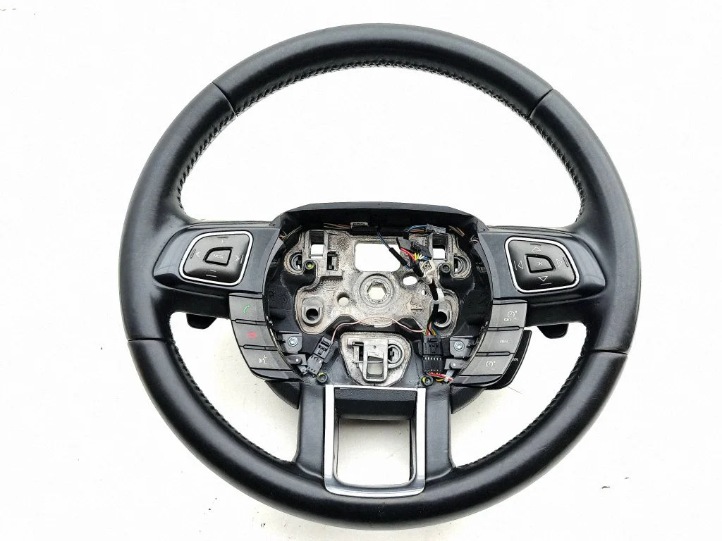 Steering wheel LR047920
