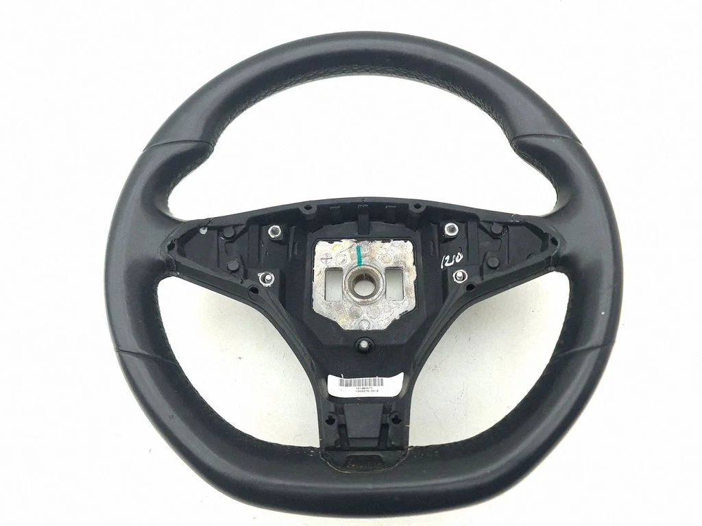 Stūre – Tesla Model S (2012-)