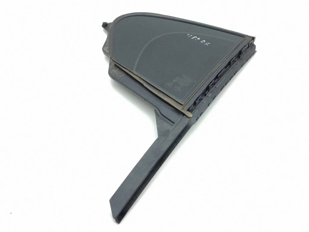 Rear vent window glass – Jaguar XE (2015-)