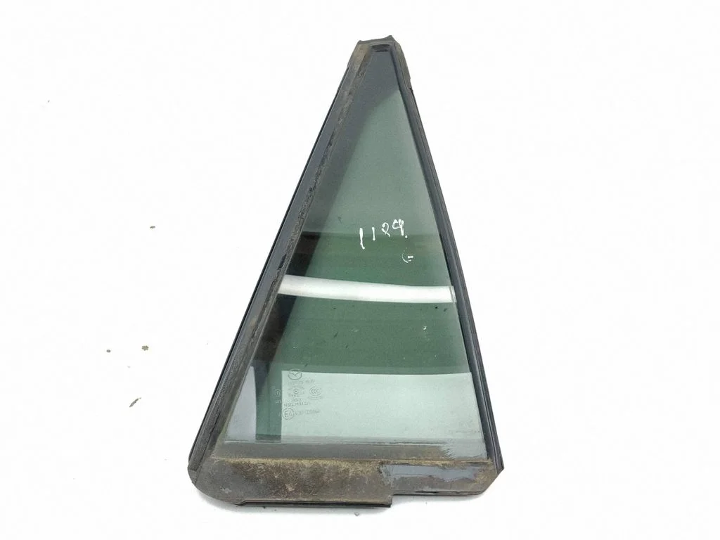 Väike „A" tagaukse klaas KD5372651