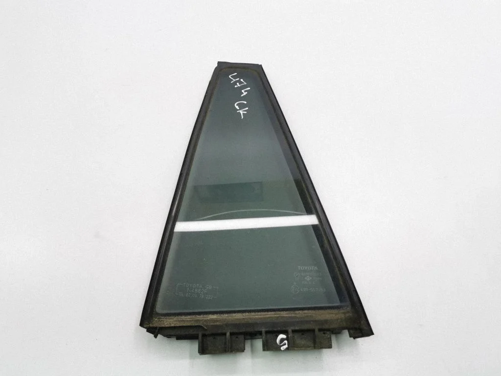 Rear vent window glass E643R007953