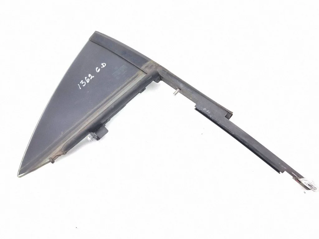 Rear vent window glass DOT27AS2M25100