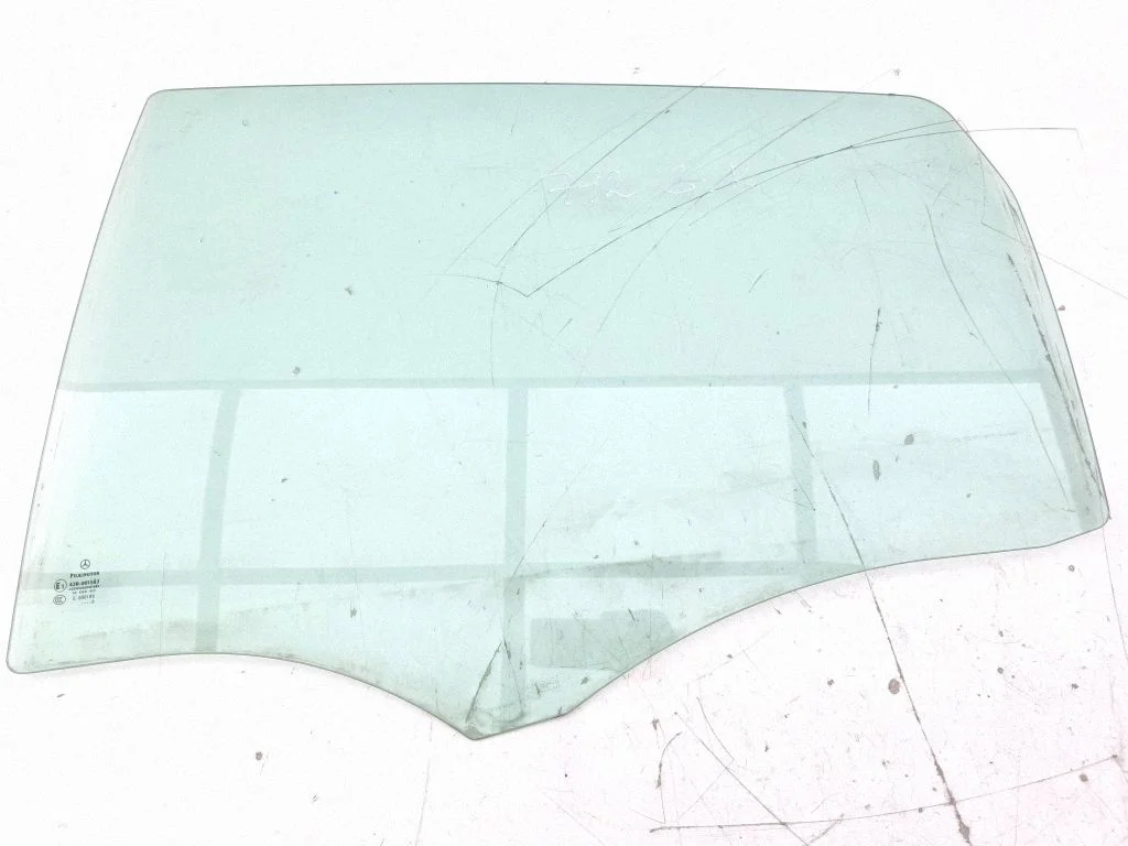 Rear door window glass 43R001583
