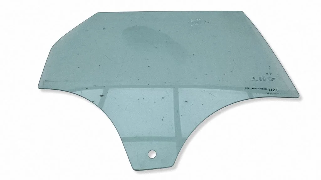 Rear door window glass – right