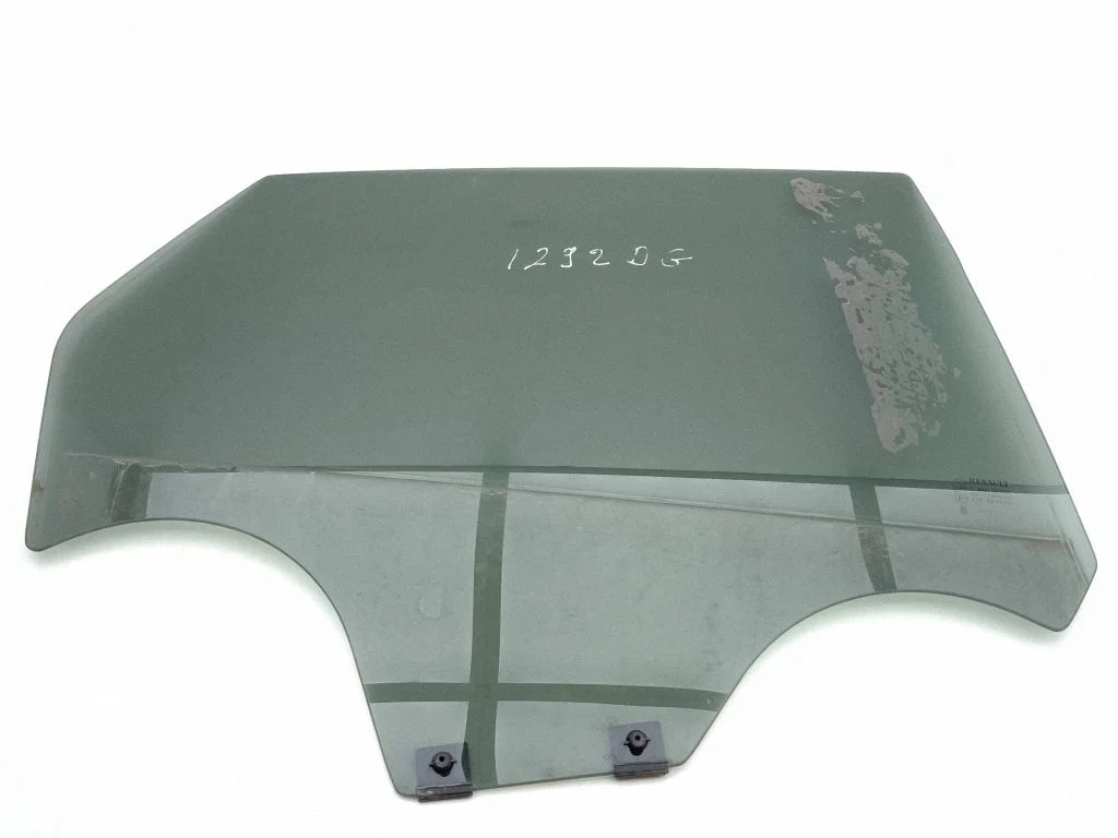 Rear door window glass – right